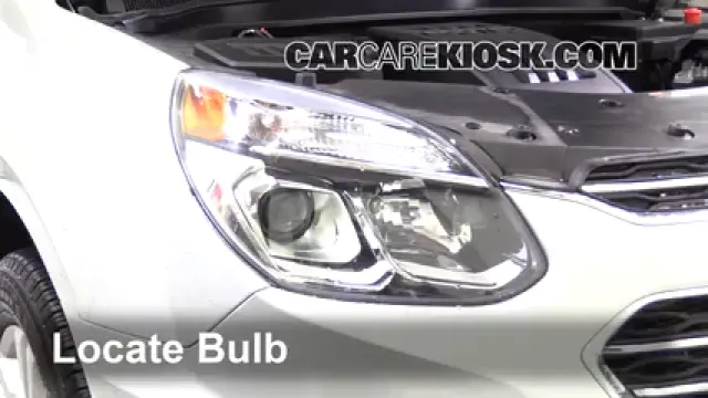 2016 Chevrolet Equinox LT 2.4L 4 Cyl. Éclairage Feux de route (remplacer l'ampoule)